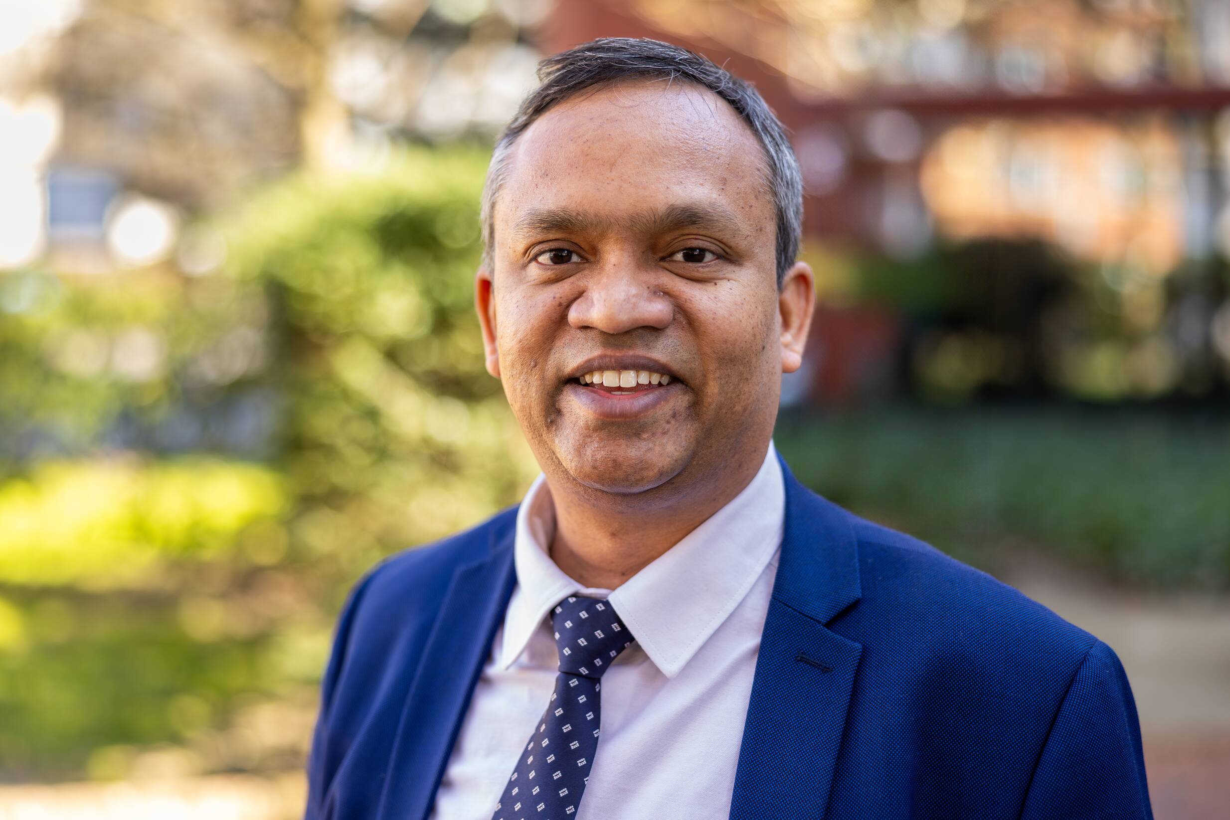 Image of Professor Vikas Kumar 