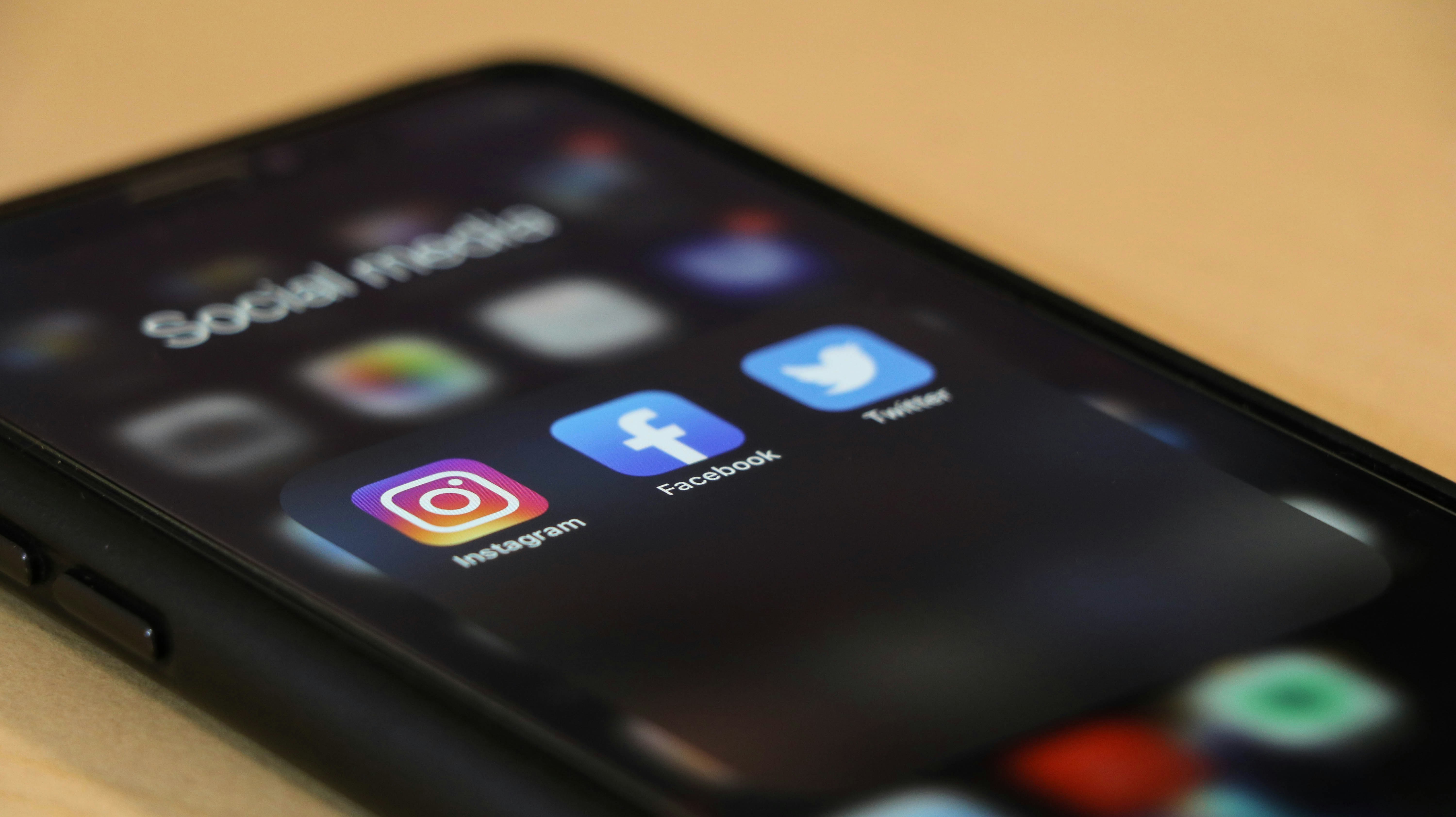 Research Reveals Dark Side of Social Media Influencers | Mirage News