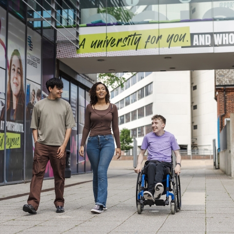 Copyright: Helen Yates Photography
CRM and Web team use only.