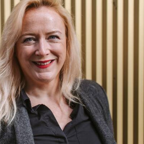 Professor Lorraine Hope