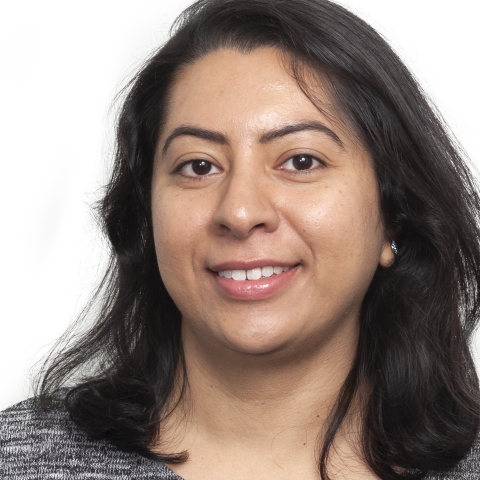 Priyanka Dey headshot