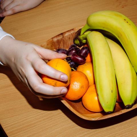 Fresh fruit in a bowl