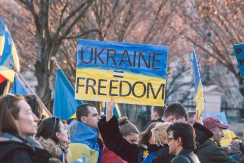 Ukraine war protest sign saying 'Ukraine freedom'.