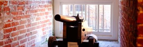 Historical cannon in Portsmouth