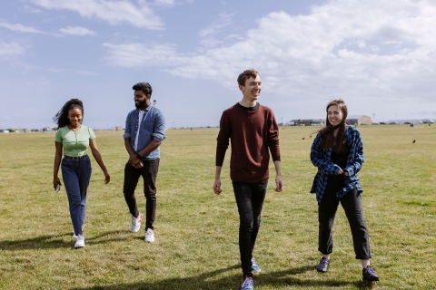 A group of sudents hanging out on the common