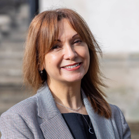 Photo of Lisa Sugiura