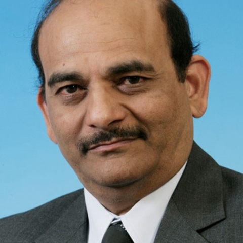 Dr Vijay Vyas