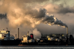 Carbon dioxide clouds coming from industrial site - Photo by Chris LeBoutillier on Unsplash